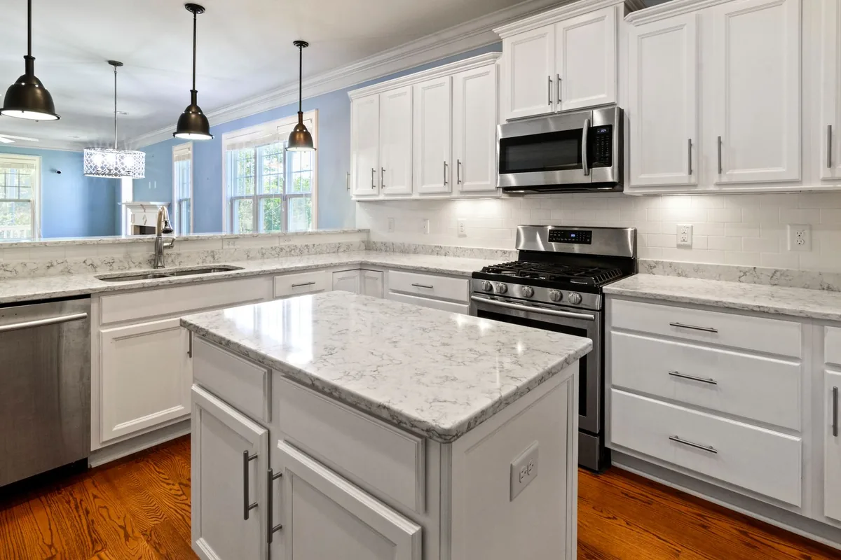 Filth & Squalor Cleanup in East Islip, NY
